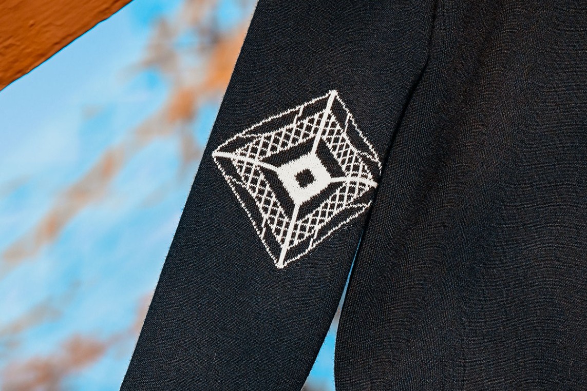 Tour Eiffel x Saint James Collection - Detalle del codo jersey marinero hombre
