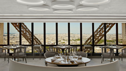 Restaurante Le Jules Verne